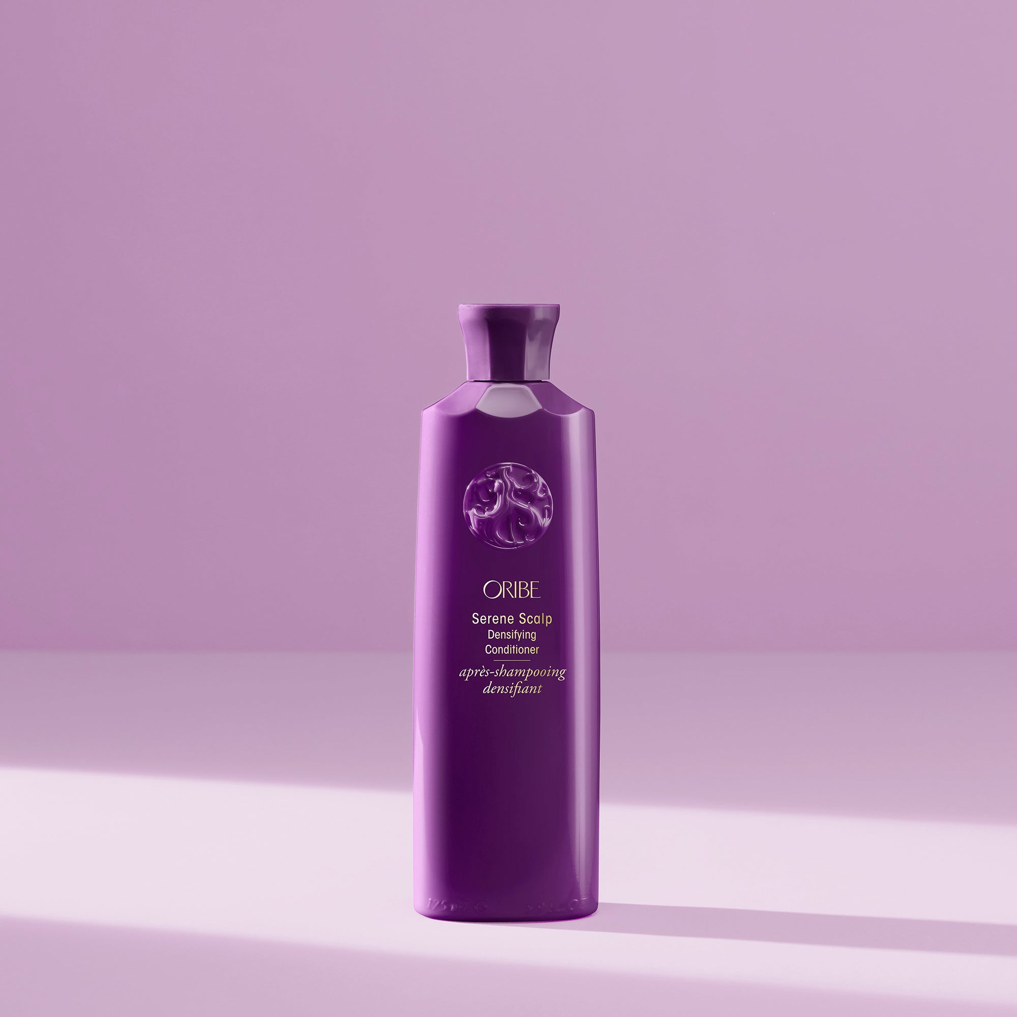 Oribe Serene Scalp Densifying Conditioner (Tankinantis ir apimties suteikiantis kondicionierius)